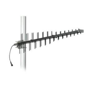 311-228 Antena LPDA de Alta Ganancia/ ESPECIAL PARA AMPLIFICADORES DE UNA A CINCO BANDAS DE FRECUENCIA/ 698-2700 MHz/ 12.15 dBi de Ganancia.