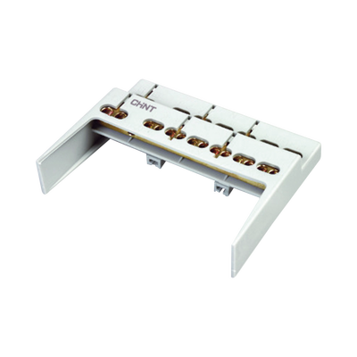 bc40m04 Soporte + Barra de Conexion (4 MOD) (4+2 ENTR.) IP40