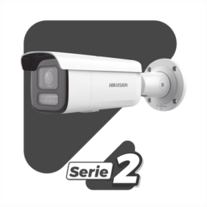 [Dual Light + 2 Micrófonos Integrados] Bala IP 2 Megapixel / Lente Mot. 2.8 a 12 mm / 60 mts Luz Blanca + 60 mts IR / ACUSENSE / Exterior IP67 / IK10 / WDR 120 dB / PoE+  / Alarmas I/O / Micro SD / Metal / IK10 / ACUSEARCH