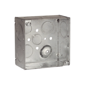 Caja Cuadrada Galvanizada de 4" x 4"/ Profundidad de 2 1/8" /8 Entradas 1", 3 Entradas 1/2" y  2 Entradas 3/4"/ Soldada.