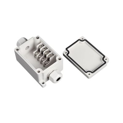 pst-tj-4p Caja de Conexión Exterior con Conexión Lateral para 4 Líneas (doble tornillo). Incluye Glándulas.