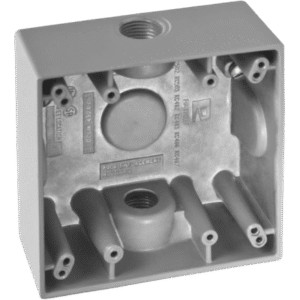 rc0482 Caja Cuadra de 1/2" a Prueba de Intemperie/ Cuenta con 2 salidas.