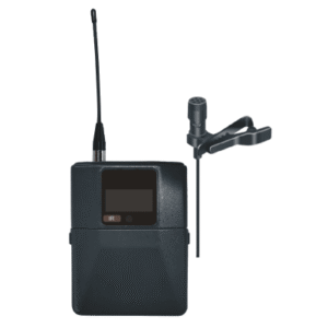 Micrófono de Solapa Digital Inalámbrico EP-59L / Condenser / Rango Frecuencia 540-590MHz y 640-690MHz / Modulación pi/4-DQPSK / Potencia Salida ≥10dBm / Autonomía >10 Horas / OLED Display / Ajuste Potencia y Volumen / Fun